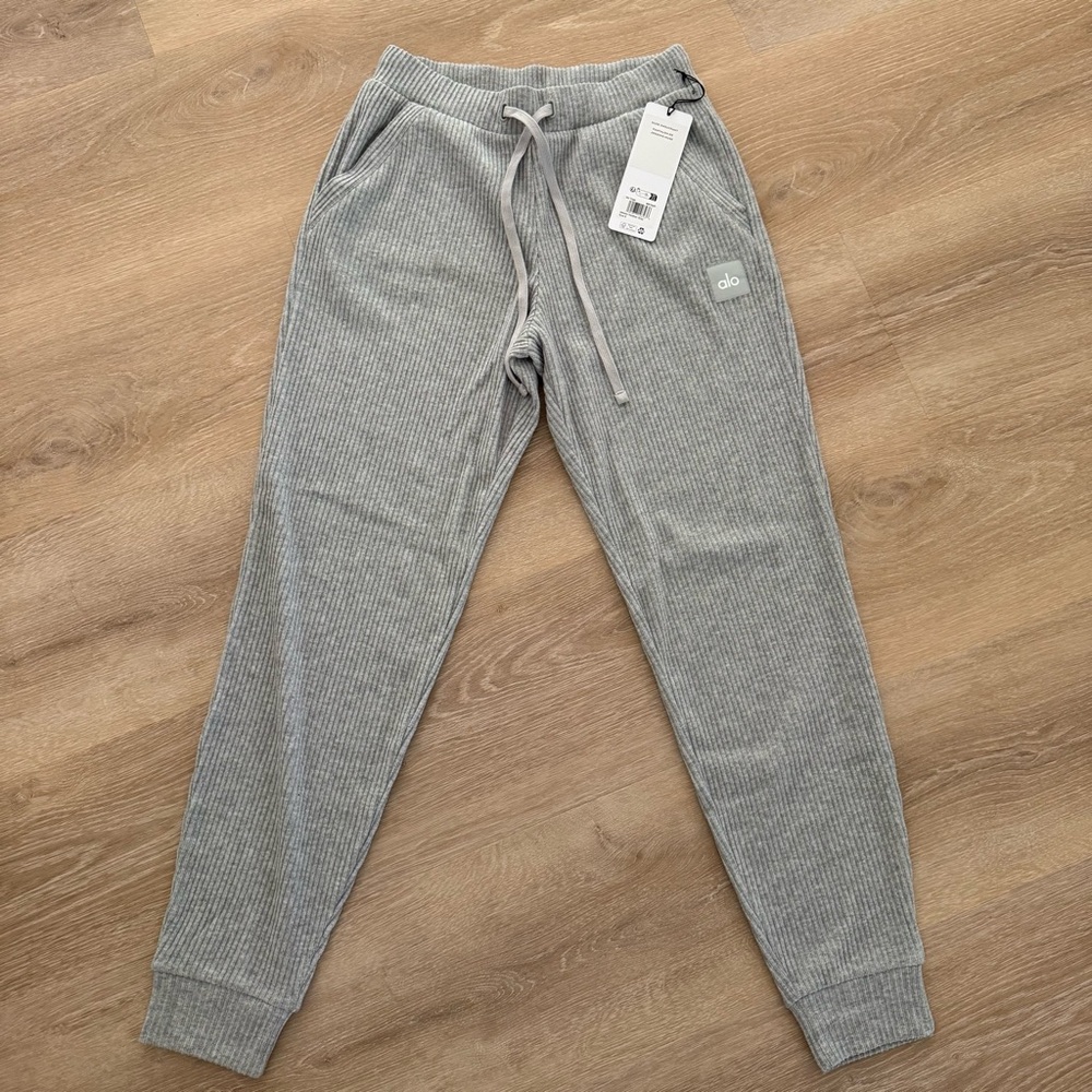Alo Muse Sweatpants Athletic Heather Grey Size S